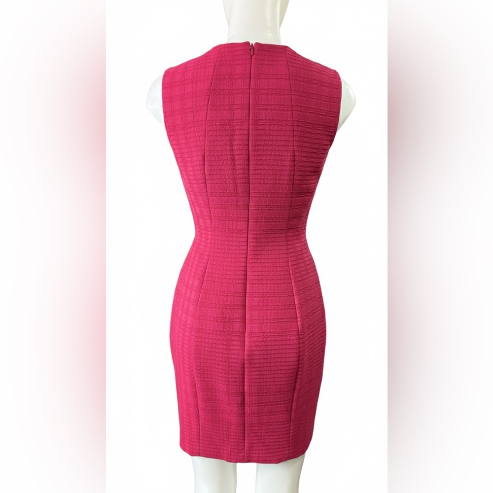 Karen Millen Structured Textured Pink Dress | Tailored Fit | Size US 6 - Picture 5 of 11